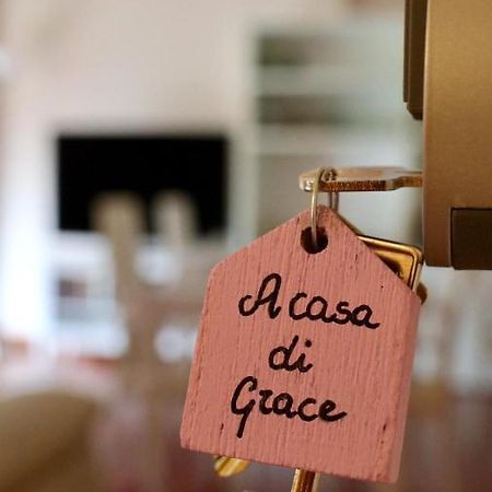 A Casa Di Grace Bed and Breakfast Basiglio Exteriör bild