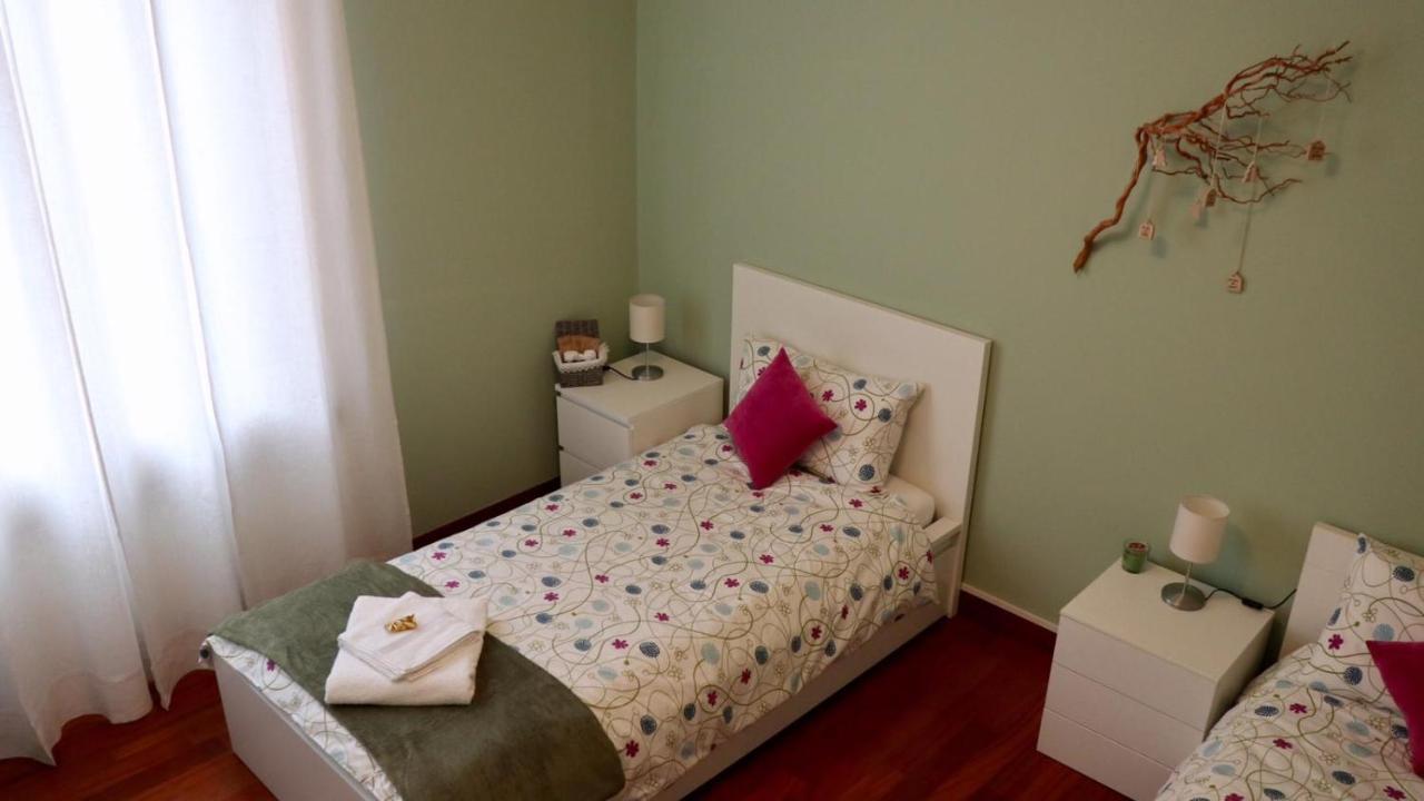 A Casa Di Grace Bed and Breakfast Basiglio Exteriör bild