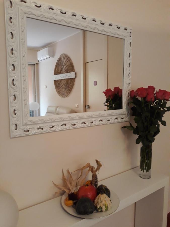 A Casa Di Grace Bed and Breakfast Basiglio Exteriör bild