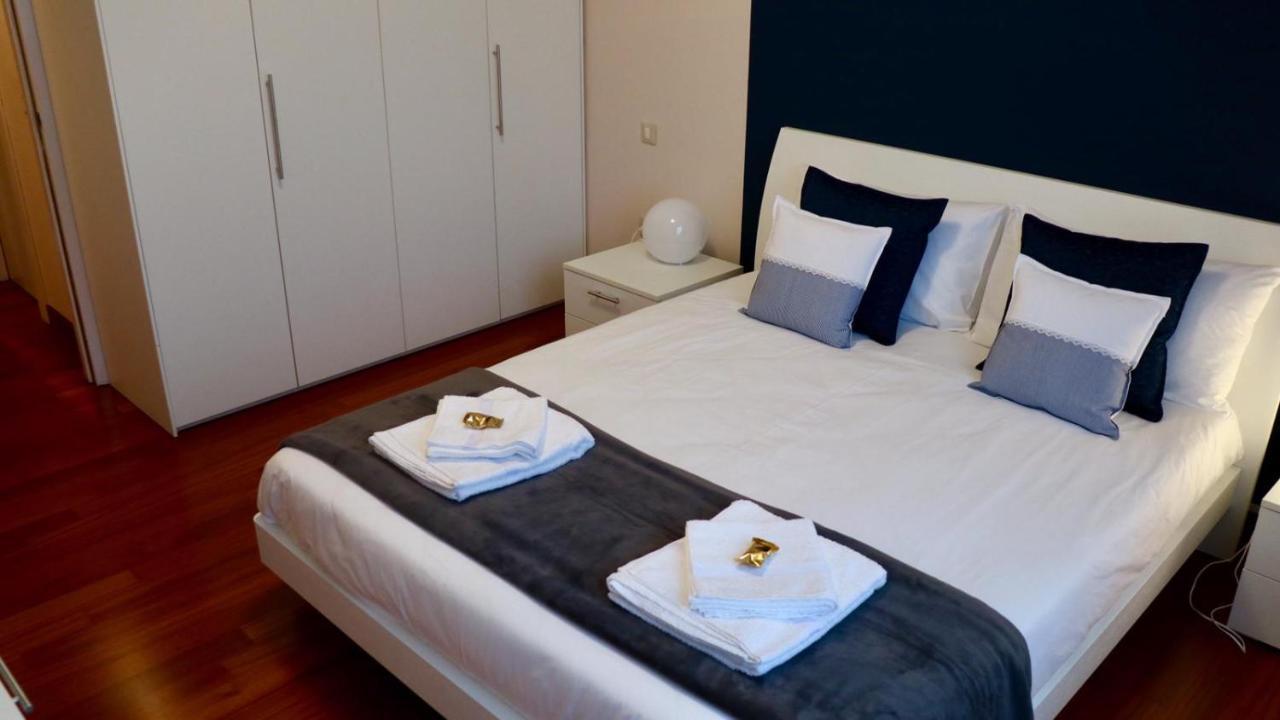 A Casa Di Grace Bed and Breakfast Basiglio Exteriör bild